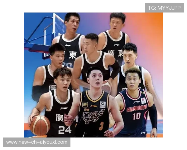 华大男篮迎战澳门黑熊：吉祥物“龙仔”完美诠释“永不言弃”